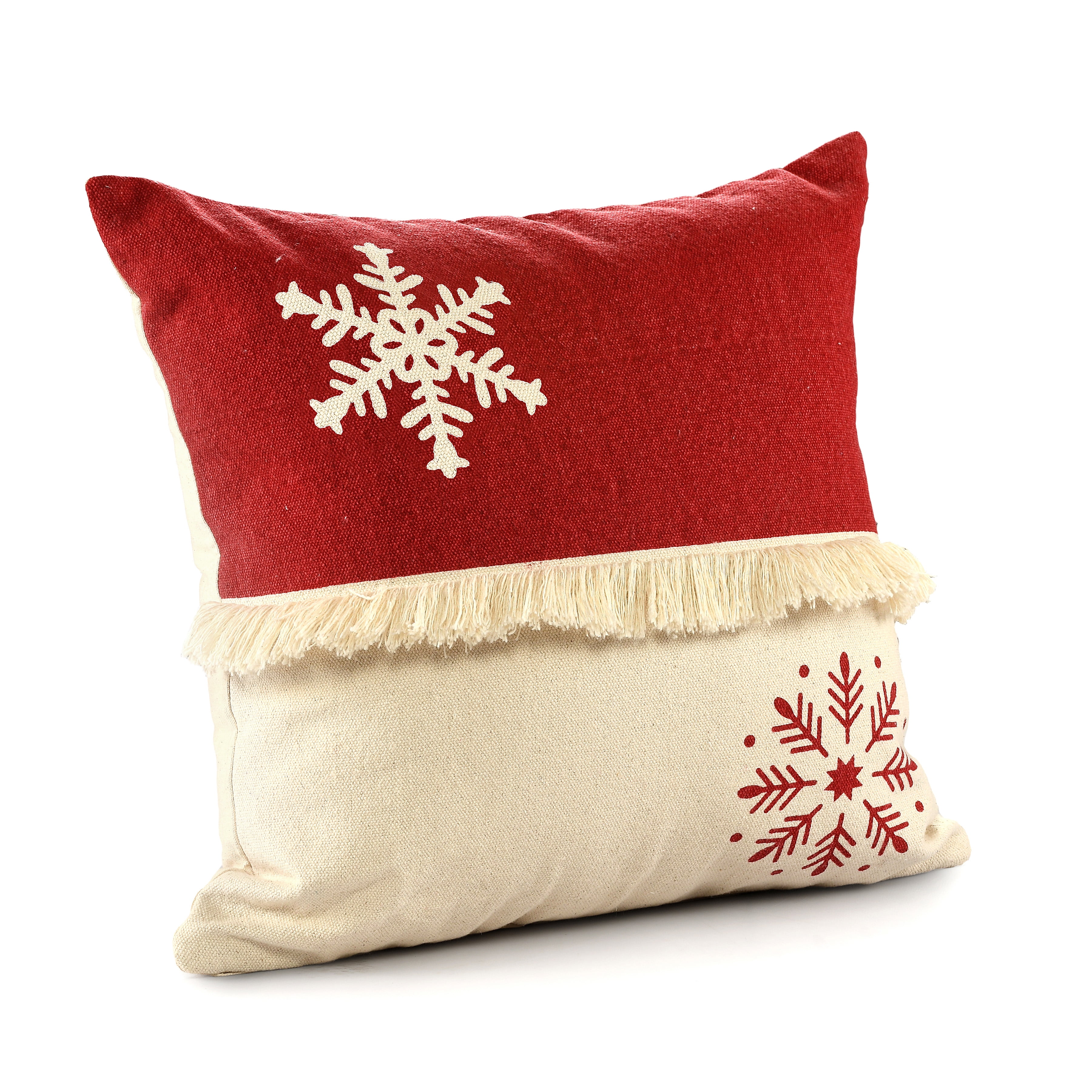 Christmas Snowflakes Throw Pillow Covers & Insert (Set of 4) - On Sale -  Bed Bath & Beyond - 34737299