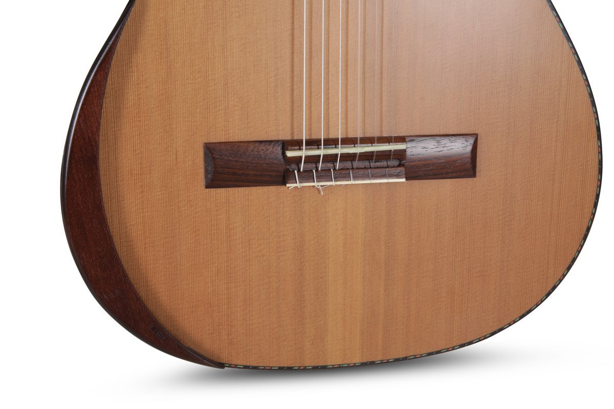 Manuel Rodriguez Classical Guitar Magistral F-C, Cedar/Ind. Rosewood 4/4 Armrest