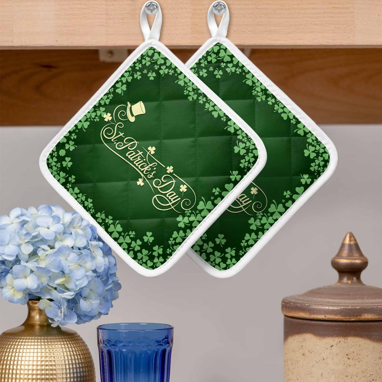 St. Patrick's Day Pot Holders for Kitchen Heatproof Potholder, 5 Pack Spring Lucky Shamrock Plants Retro Green Hot Pads Multipurpose Oven Pads Cloth Potholders Trivet for Cooking Baking