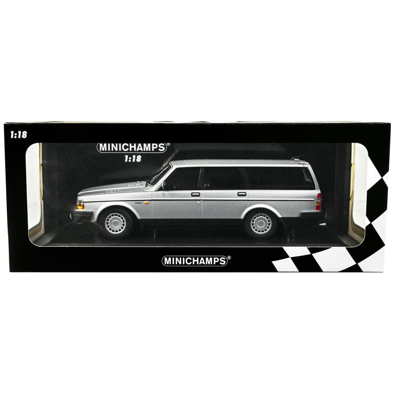 Volvo cheap 240 minichamps