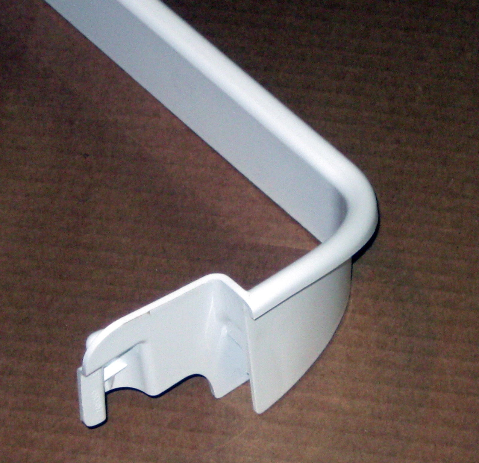 frigidaire 240535101 door rack