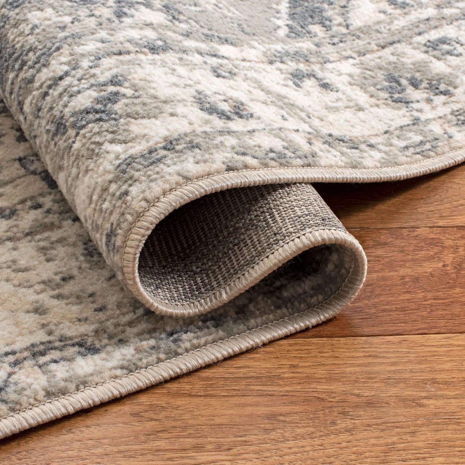 Safavieh Pyramid Jefferson Floral Bordered Area Rug