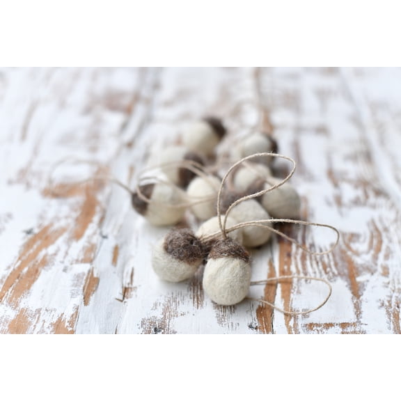 De Kulture Works Hand Made Pure New Zealand Wool Acorn Ornament Set of 12