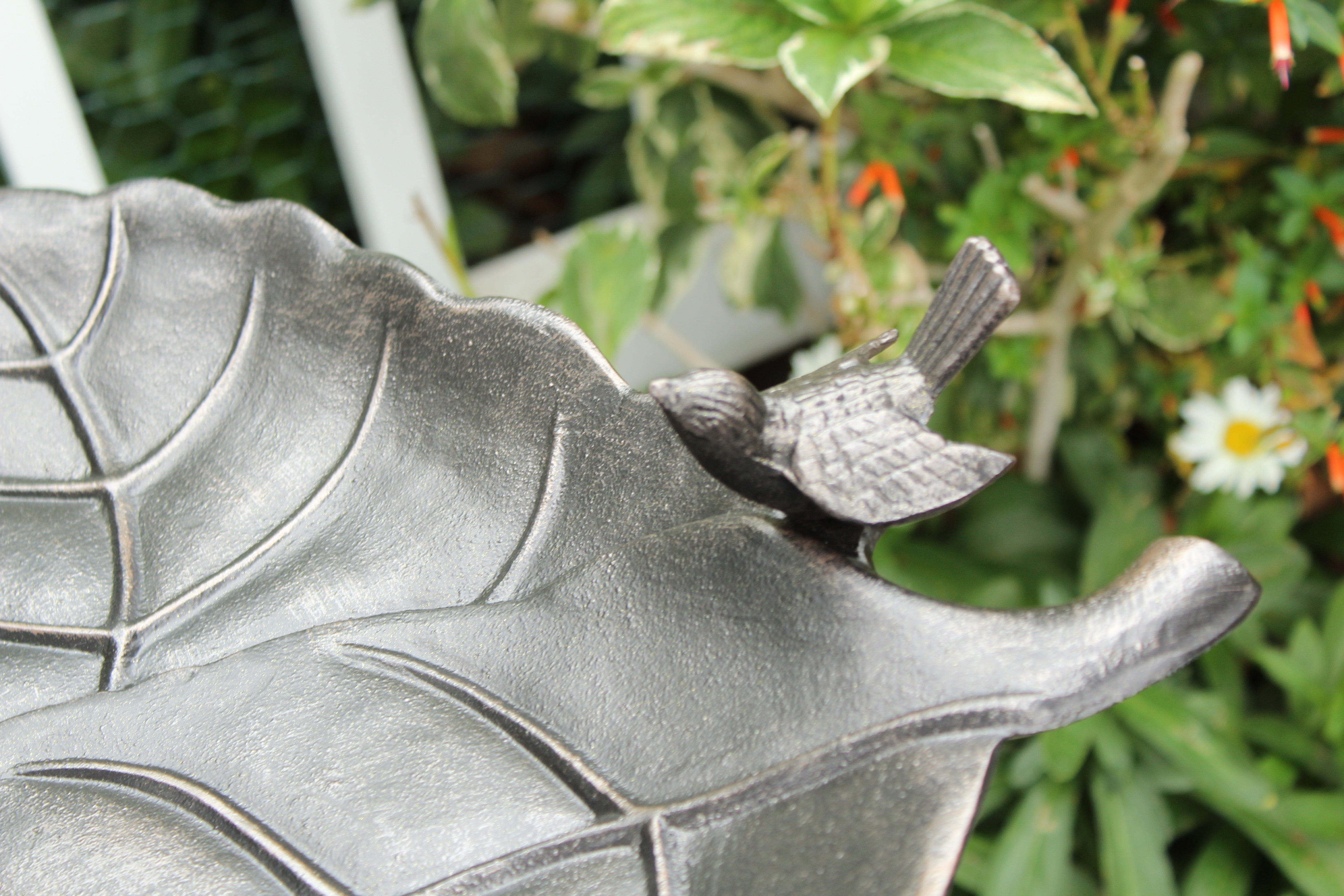 Innova Double Heron Lily Pad Bird Bath