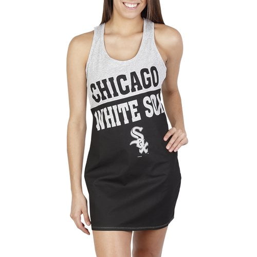 ladies white sox shirts