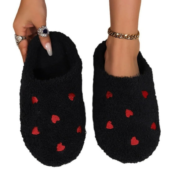 CHUMUD Women's Heart Embroidered Fuzzy Slippers Close Toe Flat Indoor Slippers Trendy Warm Cozy Slipper Shoes Valentine's Day Gift