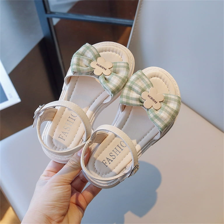 Girls sandals size 2.5 sale