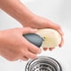thumbnail image 5 of Cepillo para Limpiar Patatas y Verduras con Cerdas Dobles, Elimina Manchas y Agarre Antideslizante para Lavar Patatas, Huevos, Maíz, Champiñones y Más (Paquete de 1), 5 of 7
