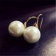 thumbnail image 3 of Pendientes de aro de la gota grande de la perla de la mujer de la abuela de oro fino Pendientes de niña, 3 of 5