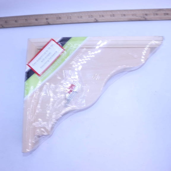 WADCB 909 9 in. x 11 in. x 2-1/4 in. Basswood Corner Bracket