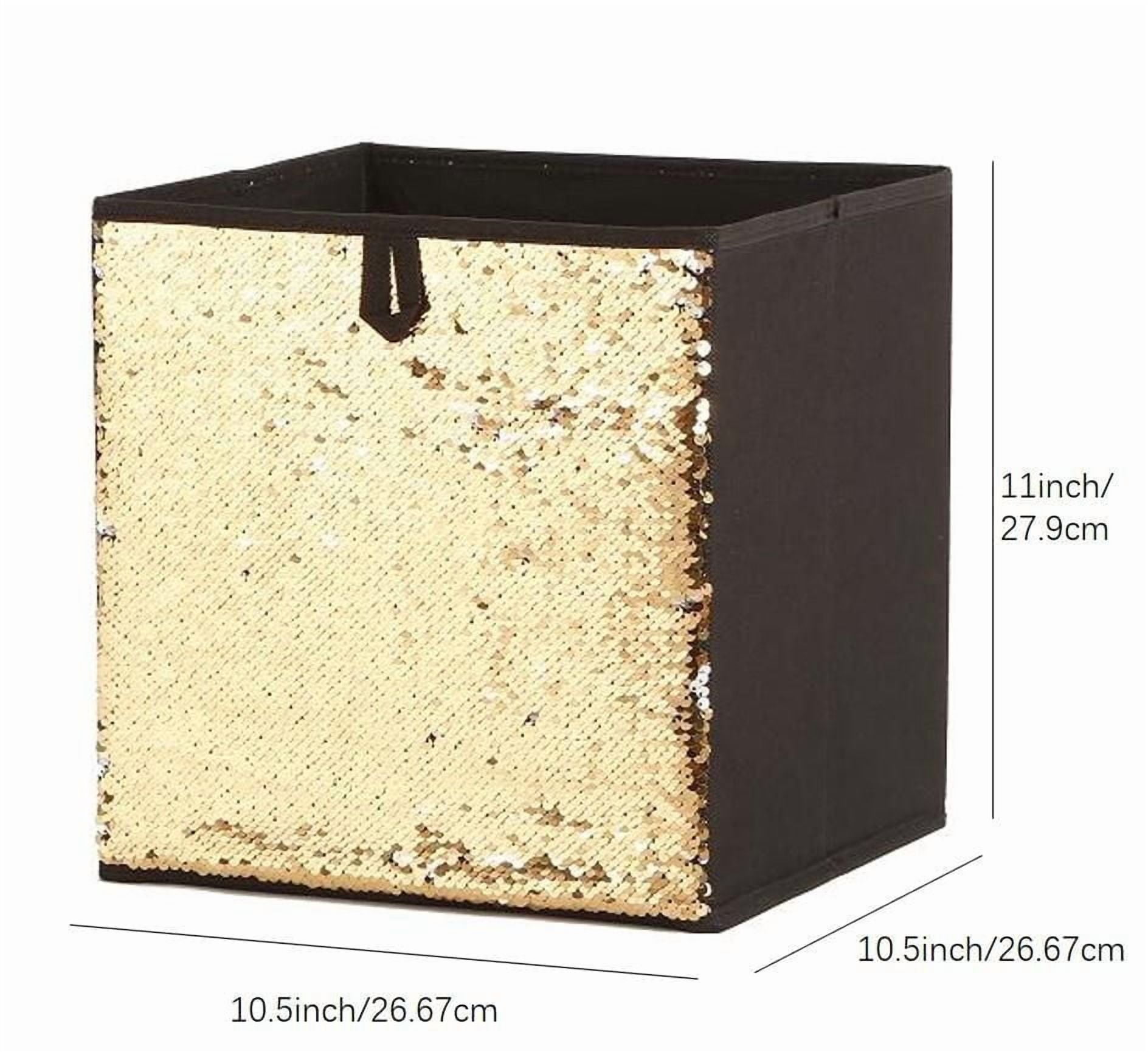 Bac de rangement Cube, face avant avec sequin doré, pliable lorsqu'il n'est pas utilisé.