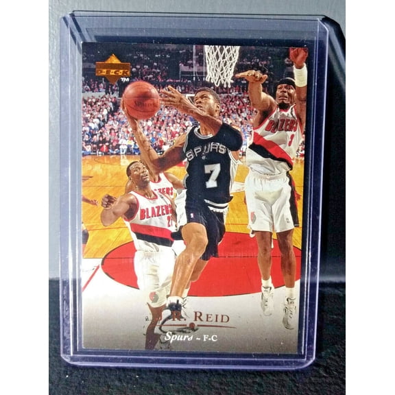 1995-96 Upper Deck J.R. Reid #25 Basketball Card