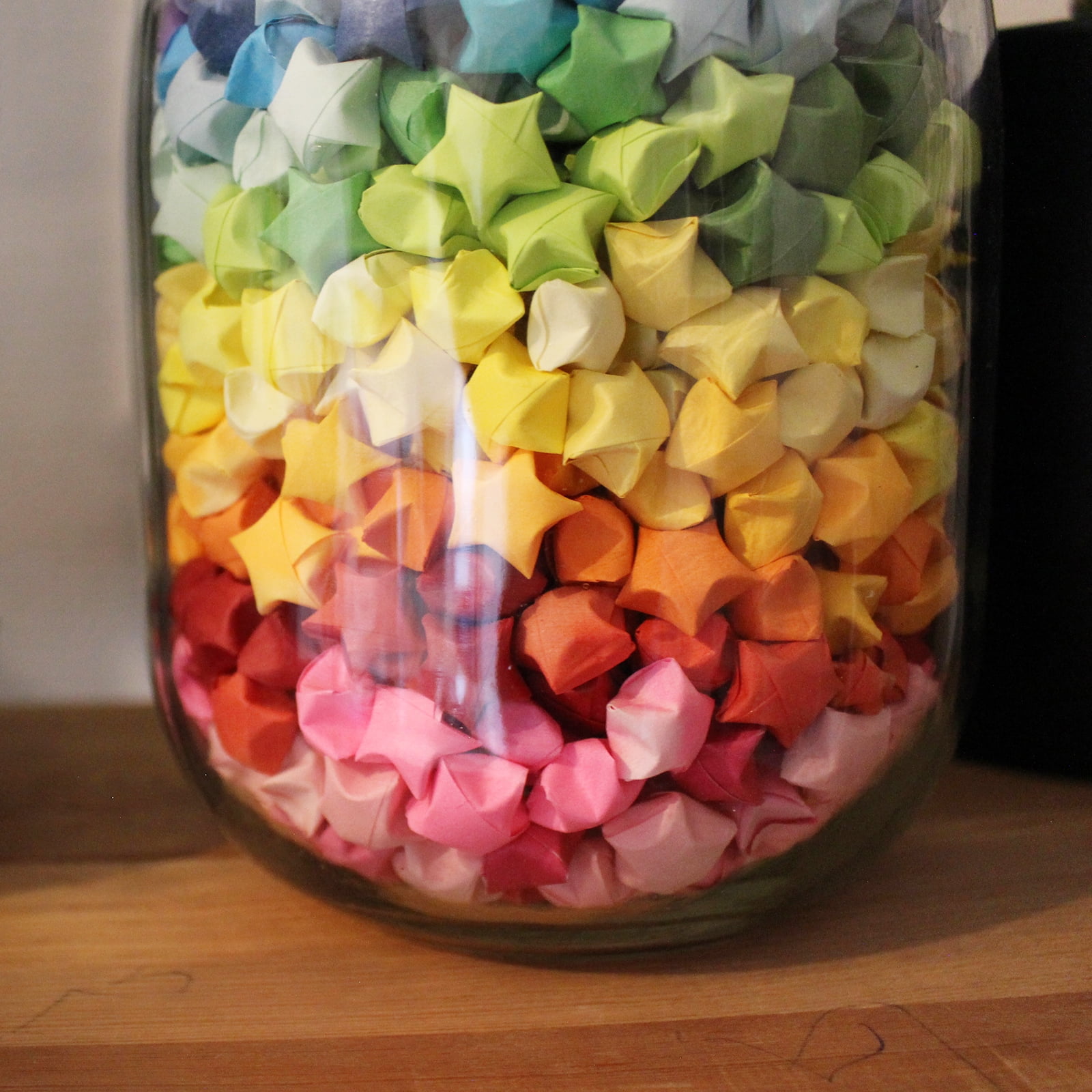 952pcs Pre-made Origami Lucky Stars Paper Wishing Star for Best Wish Christmas, 7 Colors