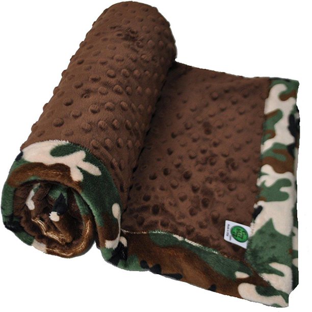 cozy wozy camouflage minky baby blanket with mitered corners