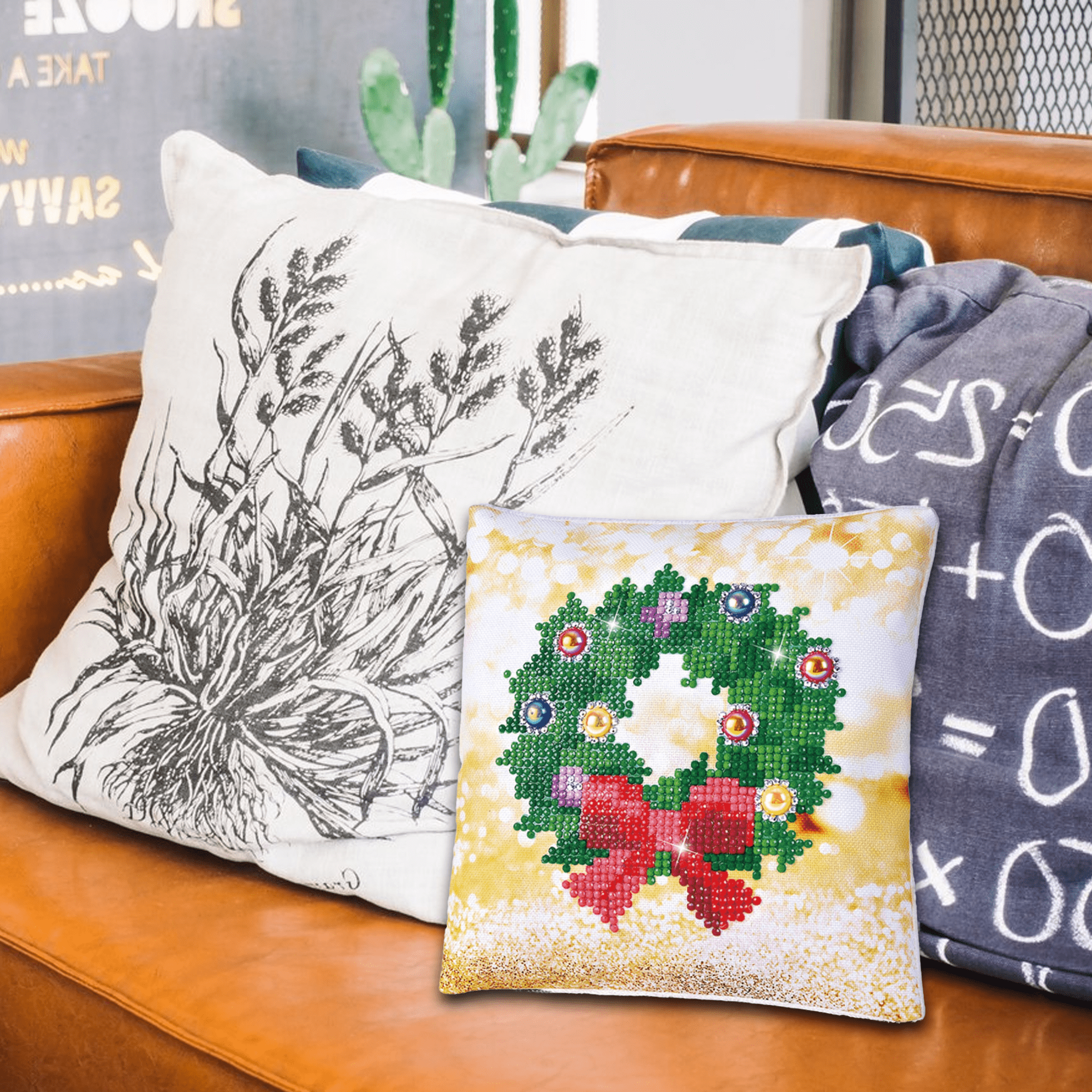 Diamond Dotz Kits - Christmas Wreath Pillow Diamond Painting Artwork Kit Diamond Painting Kits, Diamond Art Kits for Adults, Gem Art,  Diamond Art, Diamond Dotz Kits