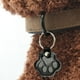thumbnail image 3 of Llavero de cuero con pata de perro | Llavero de recuerdo de pelo de mascota | Colección conmemorativa | Regalo único para recuerdo de mascotas | Cuero suave duradero | Anillo de metal seguro | 1, 3 of 5