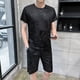 thumbnail image 4 of Conjunto de chándal para hombre, camiseta con el alfabeto moderno, ropa de alta calidad para hombre, trajes deportivos elásticos elegantes, top holgado de corte entallado, conjuntos de pantalones cort, 4 of 5