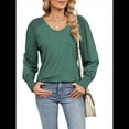 thumbnail image 3 of Camisas Casuales Holgadas de Larga para Mujer, Blusas Fruncidas con Cuello en V, Blusas de Moda. Verde Oscuro L, 3 of 10