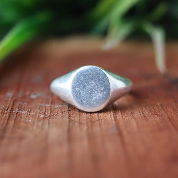 Silver Signet Ring, 925 Sterling Silver Ring, Men's Signet Ring, Statement Ring, Minimalist Round Face Ring, Custom Engravable Menâ€™s Jewelry
