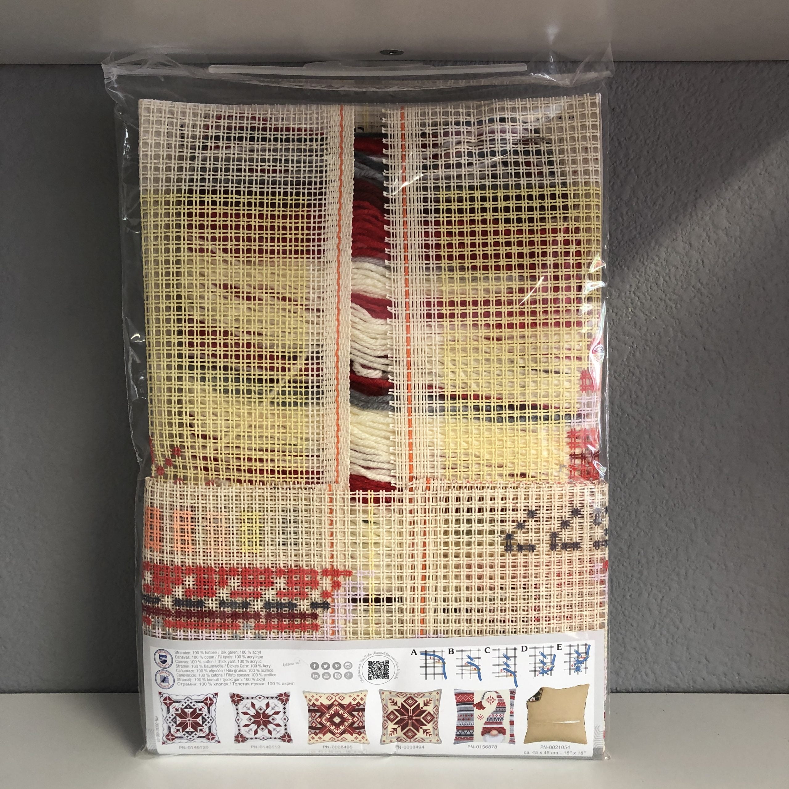 Vervaco Cross Stitch Cushion Kit Christmas Elf PN-0156877