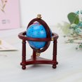 thumbnail image 3 of Mini globo terráqueo giratorio para casa de muñecas, estudio, sala de estar, decoración para muñecas a escala 1/12 (palo de rosa), 3 of 9