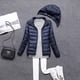 thumbnail image 2 of Chaqueta de plumón ligera con capucha y cremallera desmontable para mujer, abrigo corto ultrafino de otoño e invierno, 2 of 6