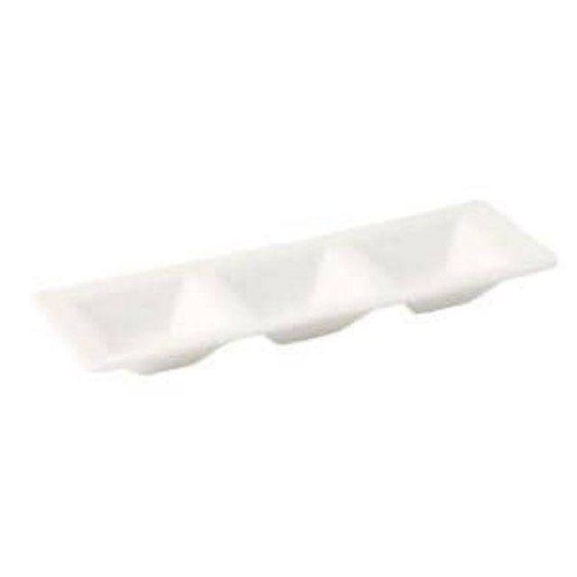 Oneida L6050000920 10.375 in. Zen Porcelain Three Well Compartment Tray