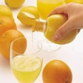 thumbnail image 7 of Manual Citrus Juicer,Efficient Orange and Lemon Squeezer with Juice Sprayer, Ideal for Fresh Fruit Juices, 7 of 7