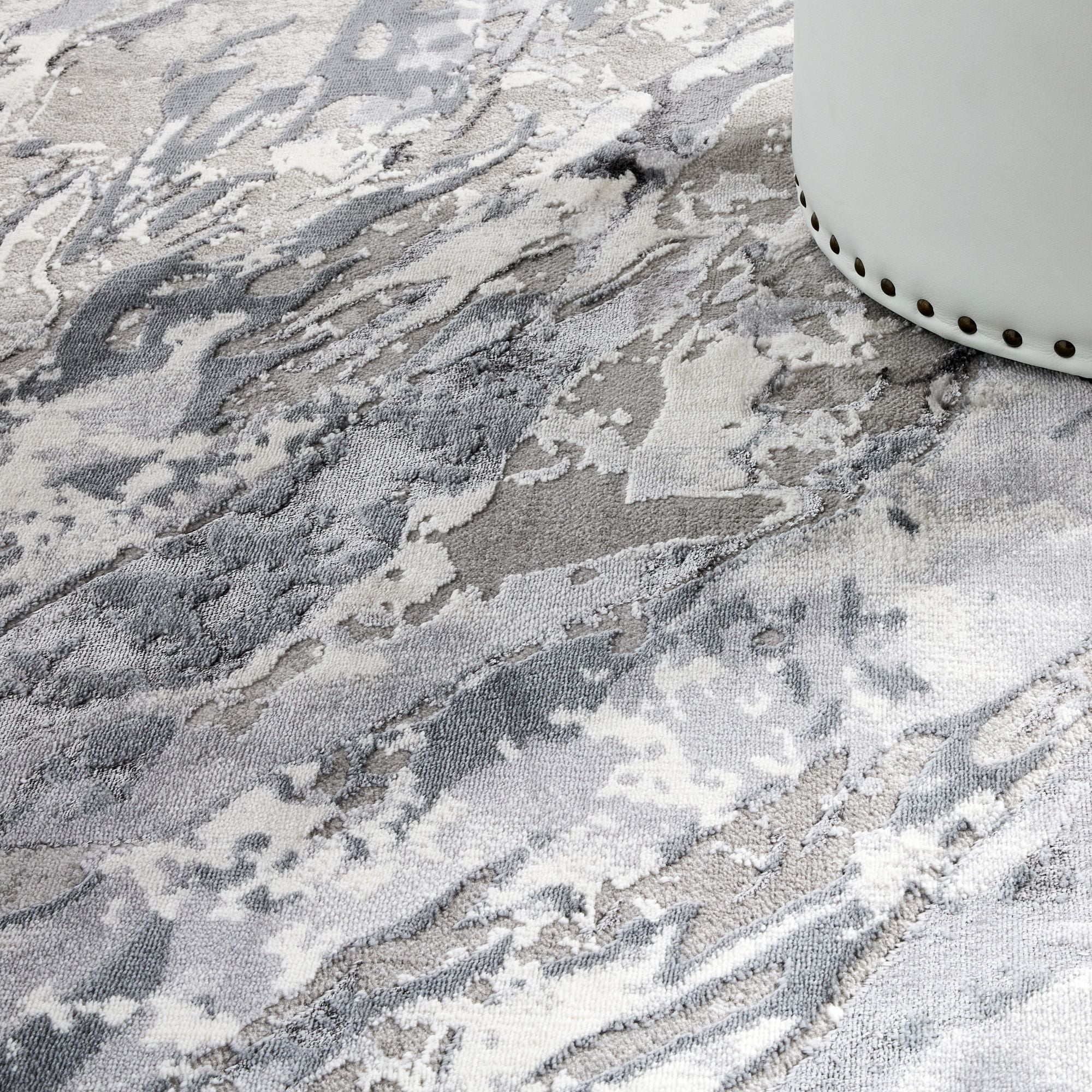 Everloom Laura Marble Chic Abstract Area Rug, Grey/White, 5'2"x7'2
