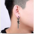 thumbnail image 4 of Pendientes Yashi con Borlas y Cadena de Acero Inoxidable Clip para Oreja Negro, 4 of 5