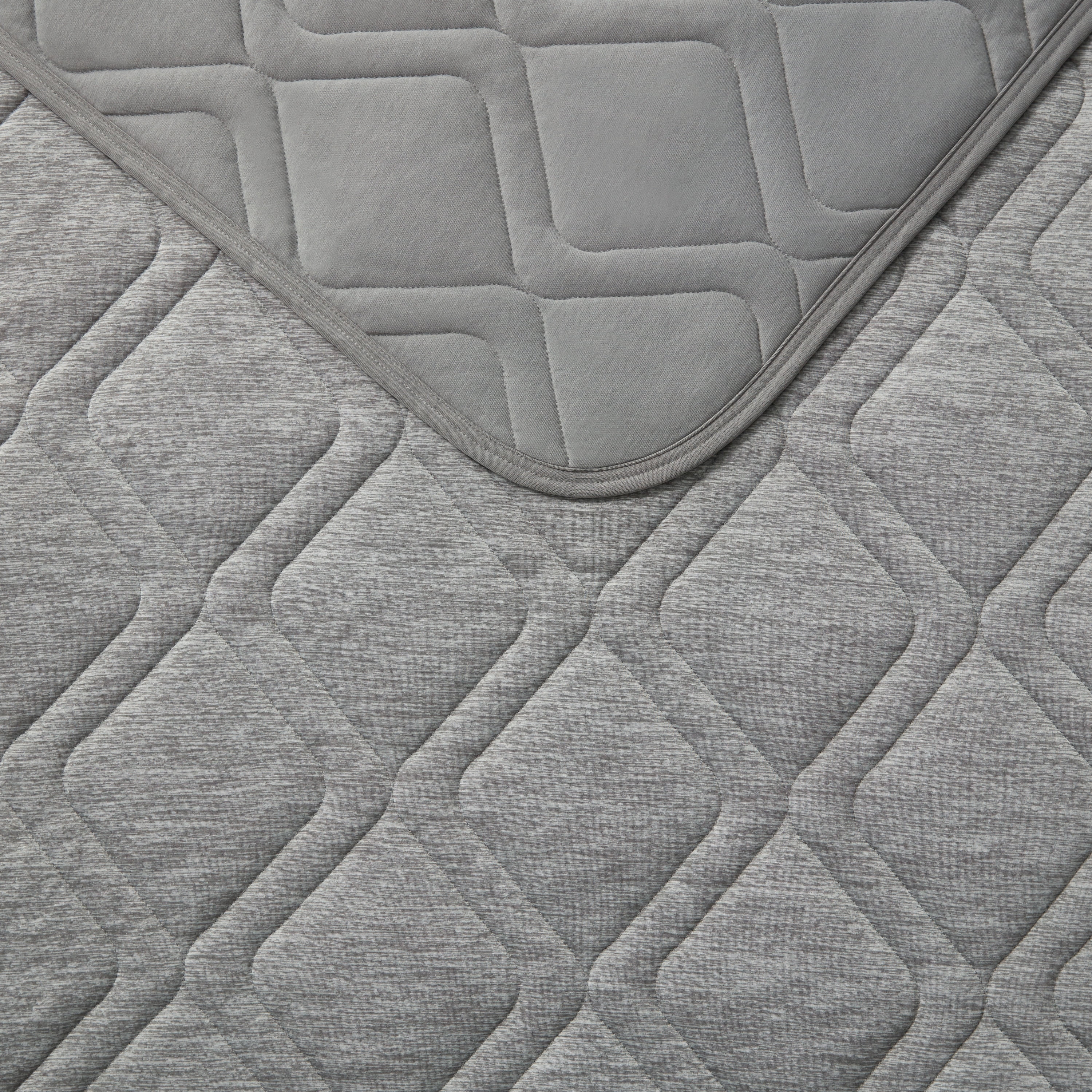 Brookstone Cooling Comfort Throw Blankets for Sleeping - Innovative Cooling Dual-Sided Throw - Oversized Cool Blanket for Hot Sleepers - Nylon and Polyethylene Blanket - Quiet Shade