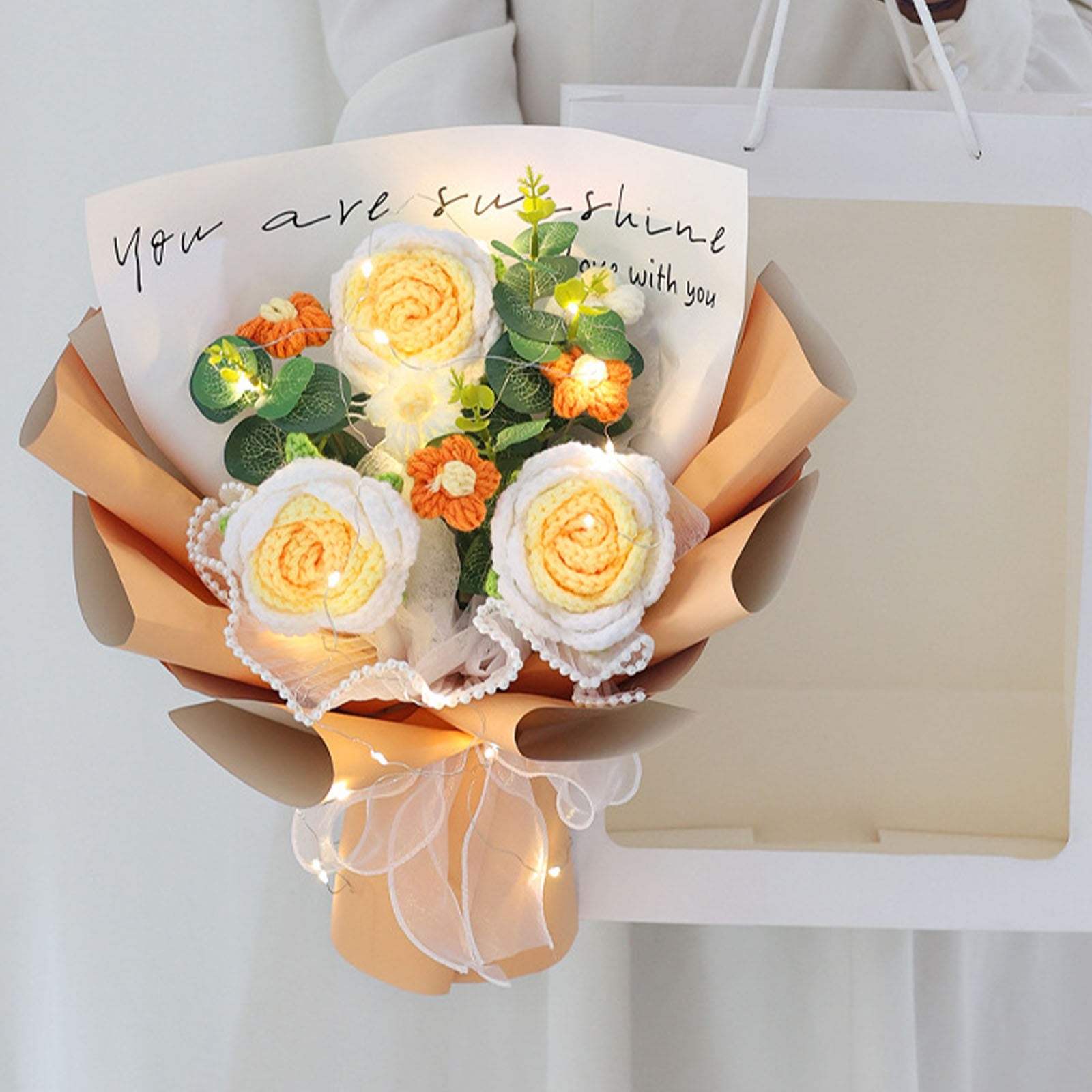 Crochet Yellow Flowers Bouquet Gift for Women, 1pc Handmade Crochet Rose Sunflower Flower, Graduation Bouquet, Artificial Knitted Bouquet with LED Light for Graduation Wedding Gift and Home Decoration