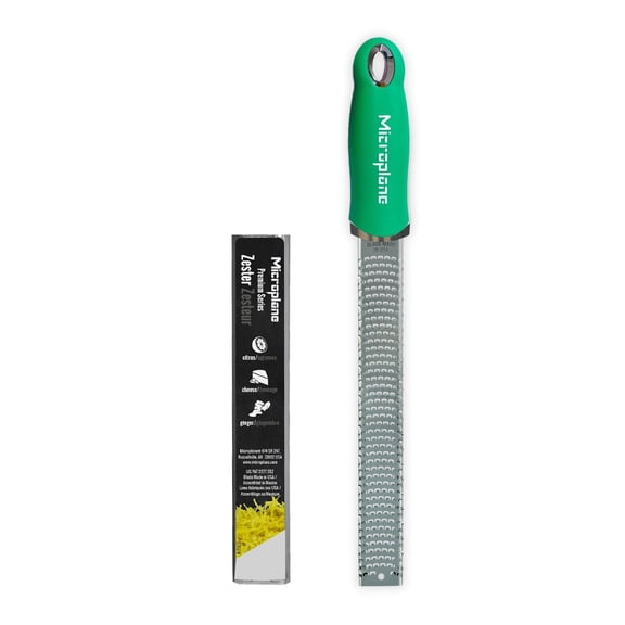 Microplane Zester Grater Basil Green, Professional Premium Classic – Ultra‑Sharp Stainless Blade Made in USA, Dishwasher Safe