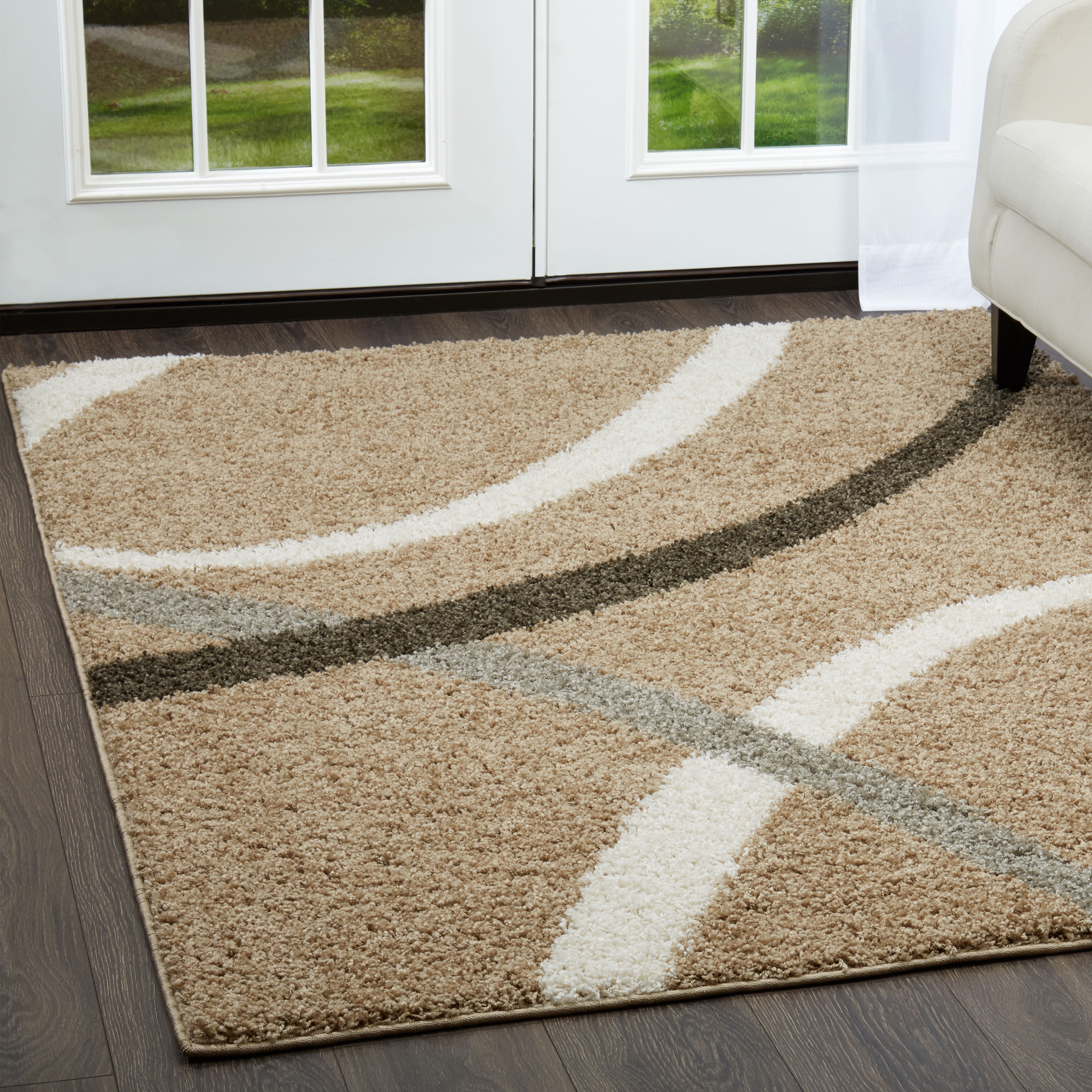 Nicole Miller Synergy Quill Area Rug