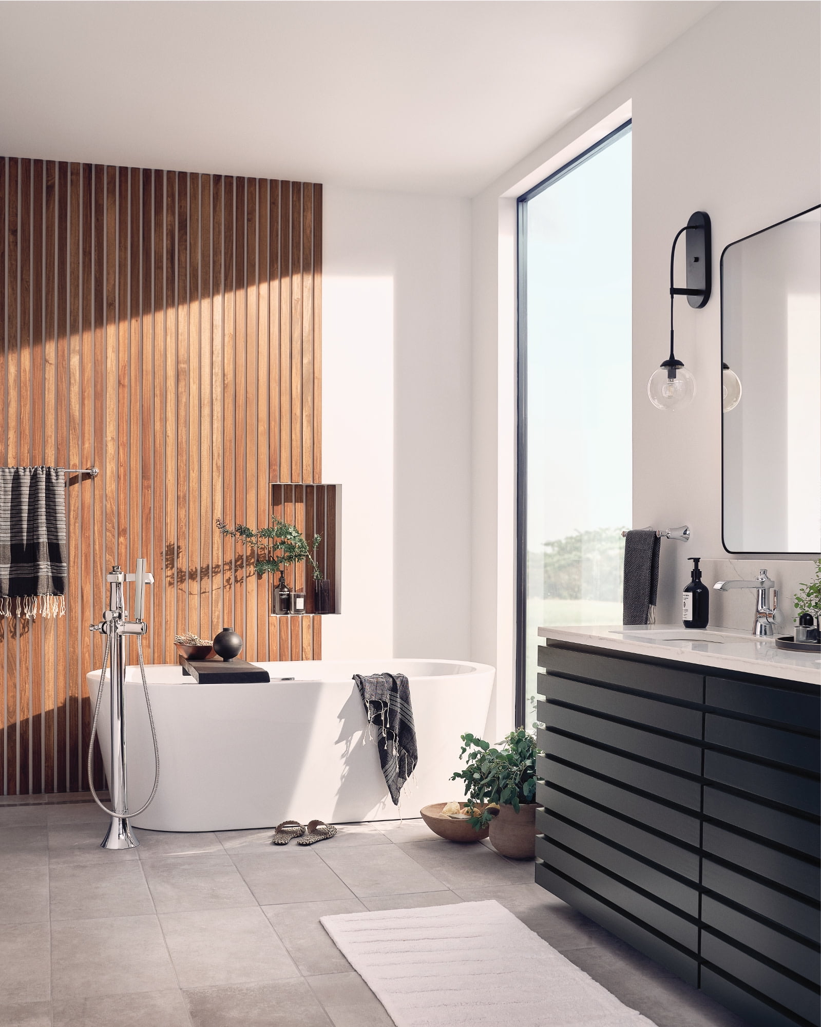 Moen S6981BG Brushed Gold Flara One-Handle Single Hole Bathroom Faucet with Drain Assembly