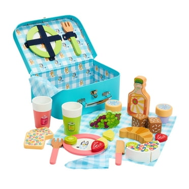 Bluey Picnic Basket Set, 30 Piece Wooden Roleplay Toy with Carry Case, Pretend Food,  Ages 3 
