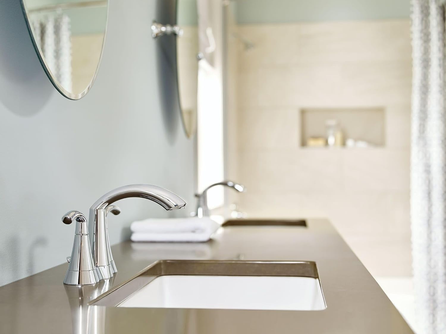 MOEN 6172 Glyde 4 in. Centerset 2-Handle High-Arc Bathroom Faucet in Chrome