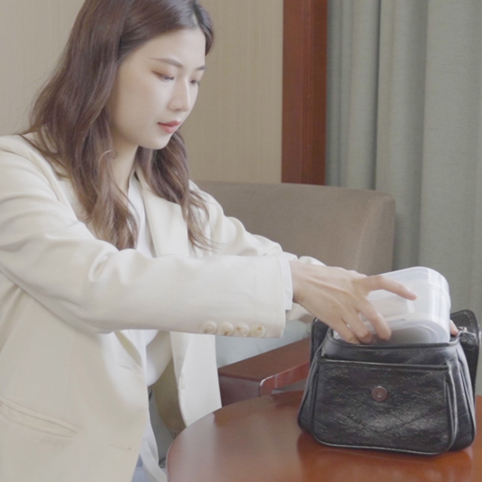 Cordless Ironing Machine with Foldable Handle Portable Rechargeable Travel Steamers Iron for Garments Handheld Iron