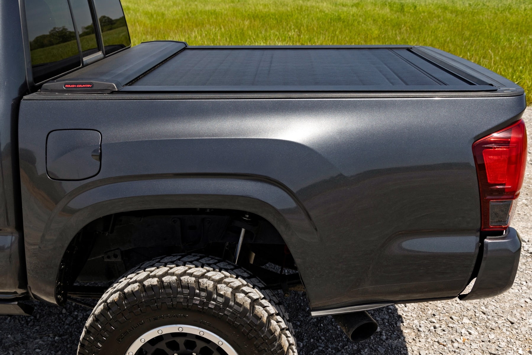 Rough Country Retractable Bed Cover for 16-23 Toyota Tacoma