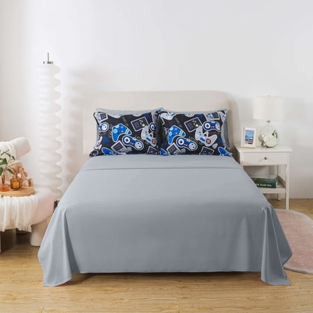 YOUR ZONE GLOW IN THE DARK 7-PIECE GAMER BEDDING SET FOR KIDS WITH FABRIC STORAGE BAG, FULL