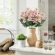 thumbnail image 1 of Ramo de flores de hortensias artificiales de 2pcs - Arreglo floral de seda para decoración del hogar, centro de mesa de jarrón, decoración de bodas y fiestas, 1 of 5