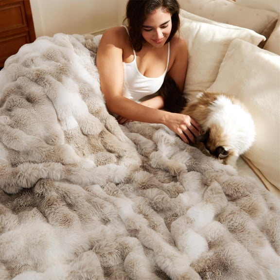 GentleSoft Fluffy Fuzzy Throw Blanket, Soft Cozy Fleece Faux Fur Blanket for Couch, Room Taupe Decor Minky Velvet Bed Cover, Thick Warm Plush Women Mom Birthday Gifts, 870GSM, Tie-dye Taupe