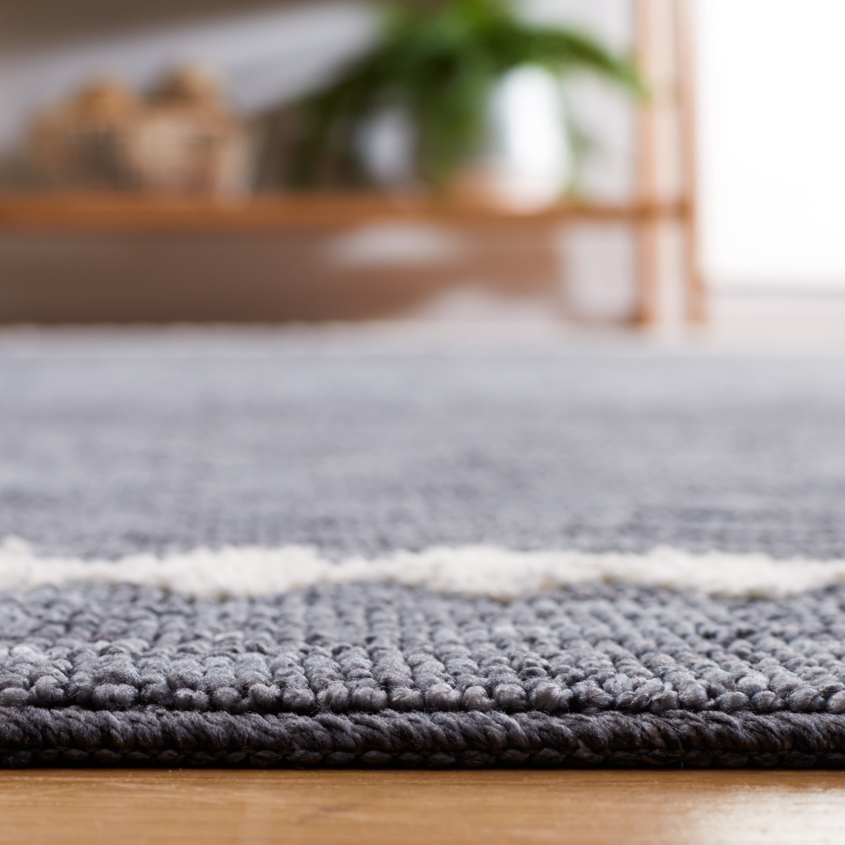 Safavieh Easy Care Emmet Bordered Polyester Machine Washable Area Rug, Gray/Ivory, 5' x 8'