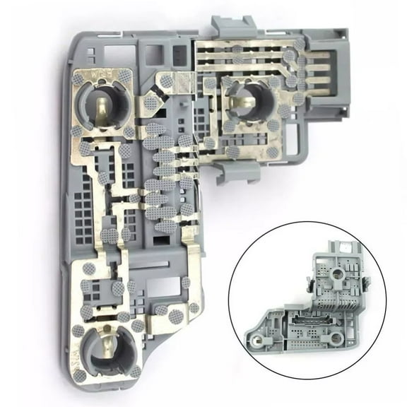 Phyun Rear Left Tail Light Bulb Holder A2048202277 For Mercedes C Class W204 2012-2014