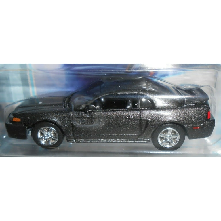 Johnny Lightning JLPK004-JLSP042 1-64 Diecast Scale 2005