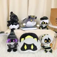 thumbnail image 3 of DRONES DE ASESINOS DE 25 cm de peluche Cyn Kawaii Crow para niñas, personaje de anime de dibujos animados, muñeco de peluche suave, colección de regalos de Navidad, juguete para niños, 3 of 4