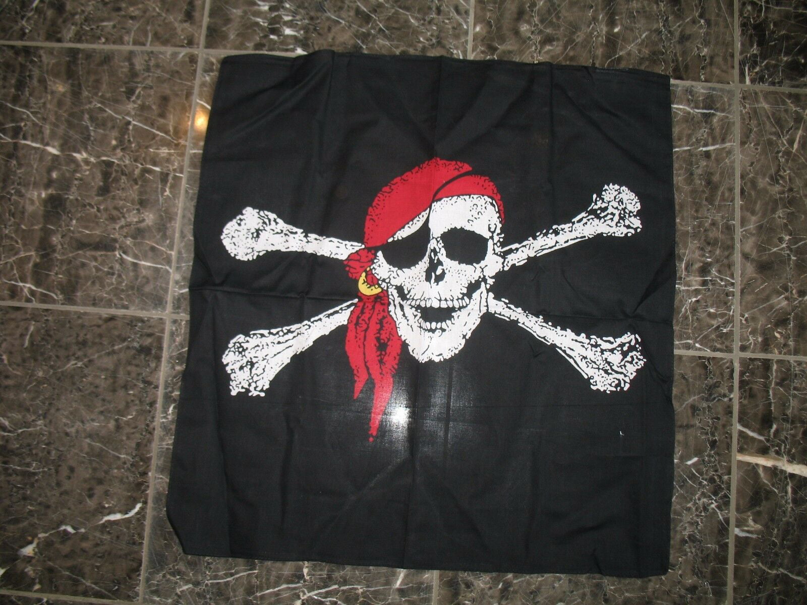 22"x22" Jolly Roger Pirate Redhat skull and bones 2 Bandana 