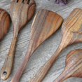 thumbnail image 3 of Cucharas de madera YONGSHENG utensilios de cocina 5 Piezas, 3 of 5
