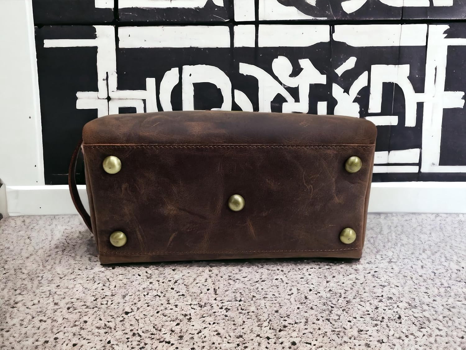 LINDSEY STREET Leather Toiletry Bag, Leather Dopp Kit, Mens Travel Kit, Men Shaving Bag, Gift for Men