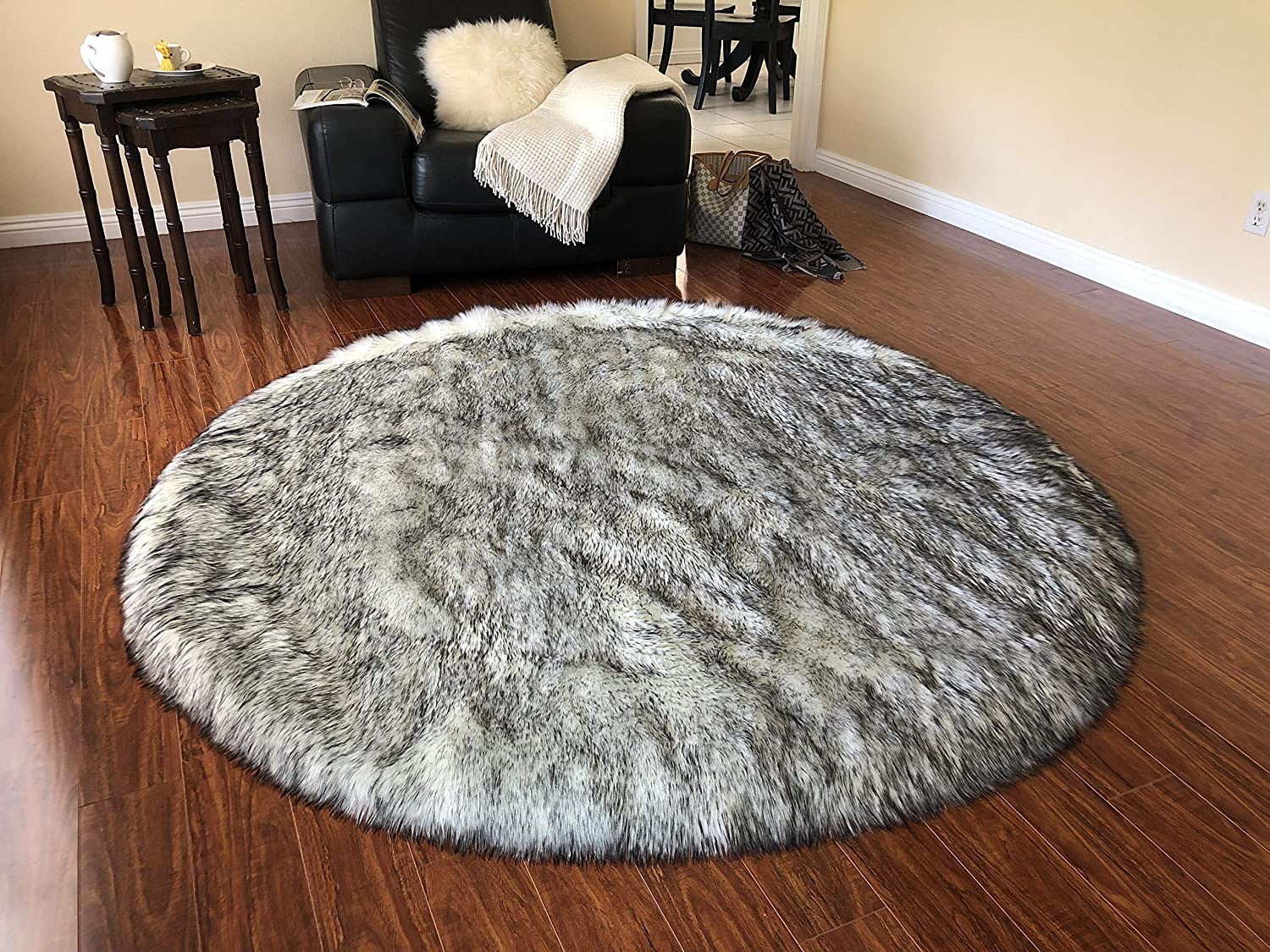 LAMBZY Faux Sheepskin Super Soft Hypoallergenic Rug Plush Fur, Luxury
